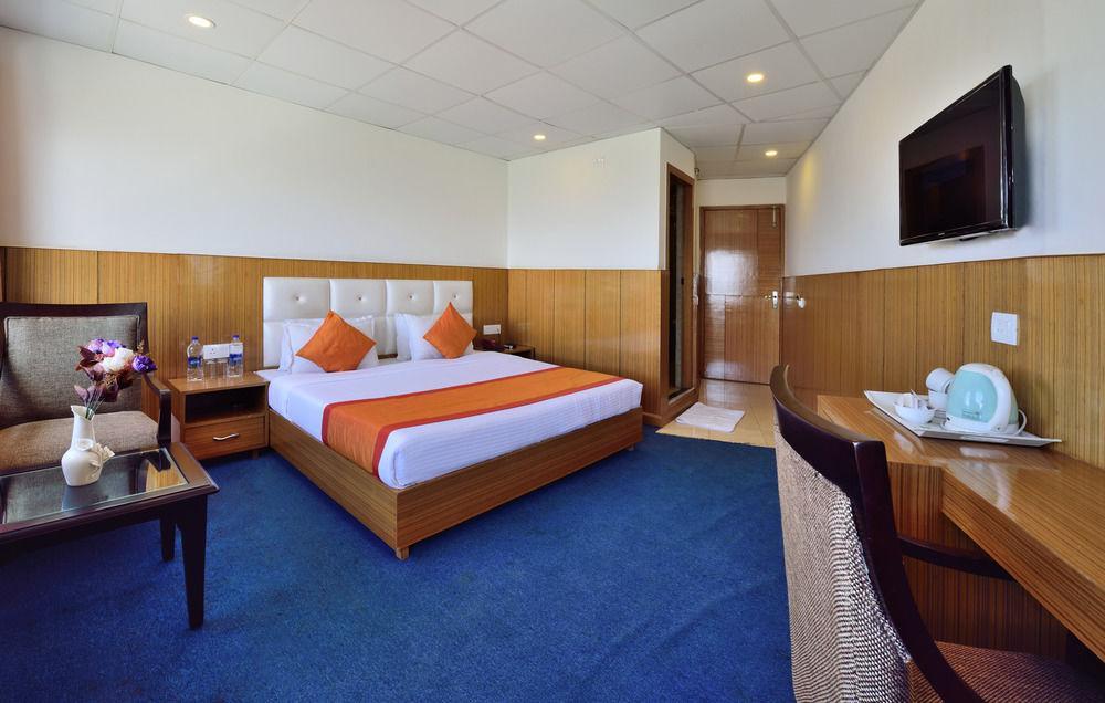 Galleu Hill Resort Shimla Exterior photo