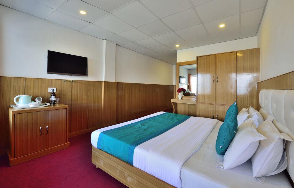 Galleu Hill Resort Shimla Exterior photo